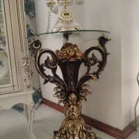 تلفن و میز تلفن