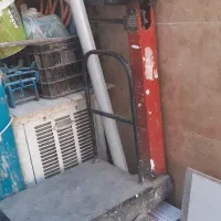 مقداری لوازم خانگی و مغازه