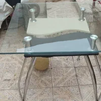 میز غذاخوری ۴ نفره