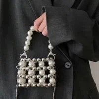 کیف مرواریدی شیک
