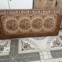 فرش و پشتی