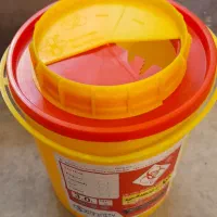 سطل پلاستیک جای تیغ وسایل تیز خانه واشپزخونه