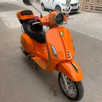 موتور نیکتاز ۱۶۰ به همراه یک کلاه