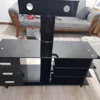 میز تلویزیون شیشه ای