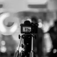 استخدام ادیتور/تعامل/اپلودر حرفه ای