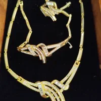 سرویس مو طلا