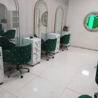 اجاره میز ناخن به صورت کامل و یا اجاره صندلی|خدمات آرایشگری و زیبایی|تهران, دهقان|دیوار