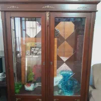 ویترین رایگان باچوب گردو