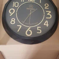 ساعت دیواری بزرگ