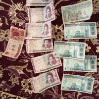 چند عدد اسکناس قدیمی