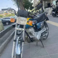 موتور۱۲۵ تهران پردیس