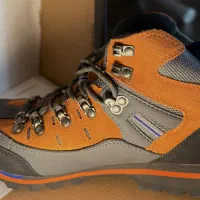 کفش کوه نوردی اورجینال HUMTTO|کیف، کفش، کمربند|رشت, استقامت ۱|دیوار