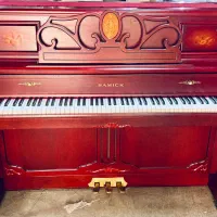 پیانو آکوستیک|پیانو، کیبورد، آکاردئون|صدرا-فارس, فاز ۱|دیوار