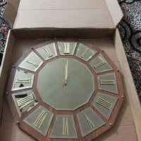 ساعت دیواری