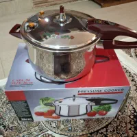 زودپز ۹لیتری رویال در حد نو|ظروف پختوپز|فسا, |دیوار