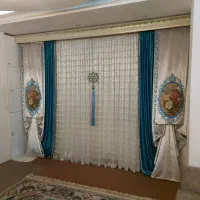 چند عدد پرده و والان و کتیبه در حد نوهمه وسایل