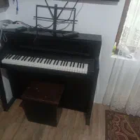 پیانو .ارگ کلاویه سنگین