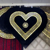 فرش ورساچ قلبی دست دوز