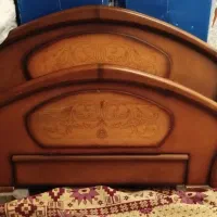 تخت چوبی تک نفره دو عدد درحد نو