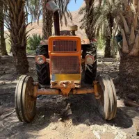 تراکتور رومانی در حال کار . بدون روغن ریزی