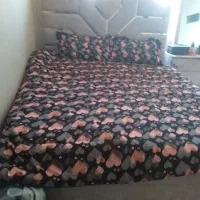 تخت خواب دونفره همراه بادوشک