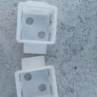 لوله و قوطی کلید و پریز و زانو