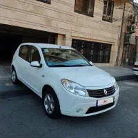 رنو ساندرو اتوماتیک، مدل ۱۳۹۷