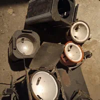 سه پایه نور...