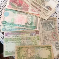 ۲۲قطعه اسکناس قدیمی خارجی