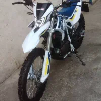 موتور سیکل.کویر۲۰۰ تی ۴ در حد نوع. بسیار تمیز و|موتورسیکلت|تالش, هشتپر|دیوار