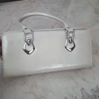 کیف رنگ کرم