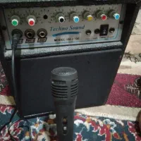 یک دستگاه اکوآمپلفایر