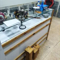 تعدادی چوب ویترین و پیشخوان|بوفه، ویترین، کنسول|بیجار, |دیوار