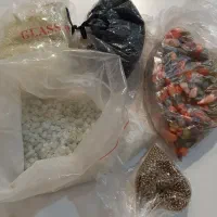 لوازم خیاطی ،منجوق وپولک وخرجکار