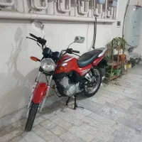 موتور سیکلت 140 وی سیکس