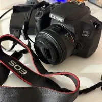 دوربین 800d کنون با لنز فیکس