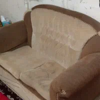 فروش مبل سالم بدونه زدگی پارگی همراه گل میزاش|مبلمان خانگی و میز عسلی|آغاجاری, |دیوار