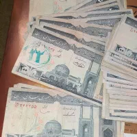 بسته ۱۰۰برگ اسکناس ۲۰۰ریالی جهاد سازندگی|کلکسیون سکه، تمبر، اسکناس|خمین, |دیوار