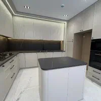 رهن و اجاره95 متری/حیاط اختصاصی / فلاطوری
