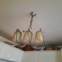 لوستر‌سه‌شاخه