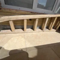 نردبان دو پایه چوبی دو متری