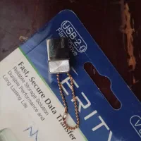 فلش 32گیگ|لوازم جانبی موبایل و تبلت|ایلام, |دیوار