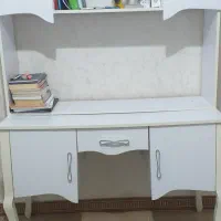 کمد و کتابخانه و میز اتاق کودک