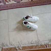 کتونی نوی نو سایز ۳۷ چهارصد تومان تخفیف هم داره