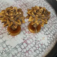 گل میخ پرده