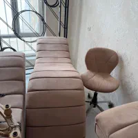 تخت و ‌صندلی