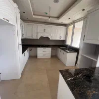 123 متر قلهک ۴ پارکینگ سندی