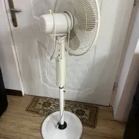 پنکه ایستاده|پنکه و تصفیه‌کنندهٔ هوا|بندر انزلی, تهران|دیوار