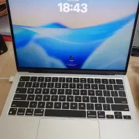 MacBook air m3 13 inch 256GB
