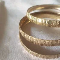 النگو طلا روس